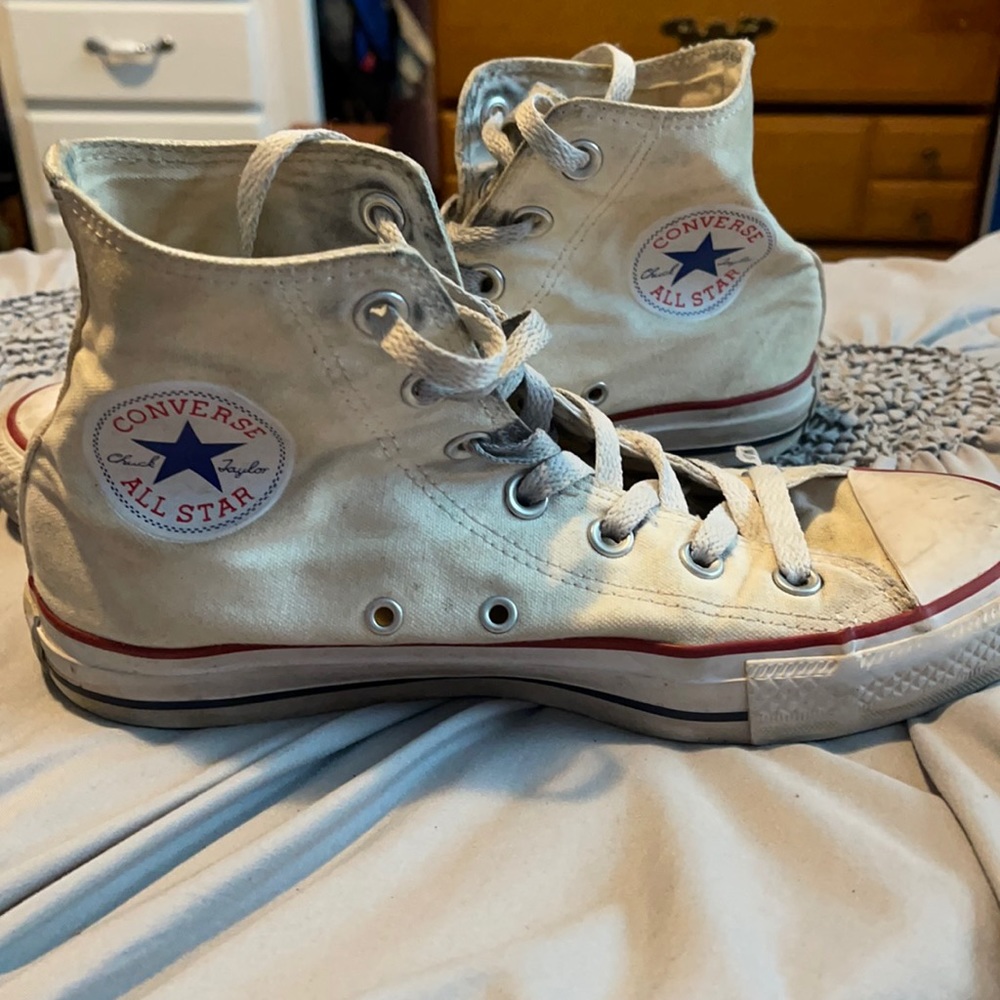 Ankle high converse